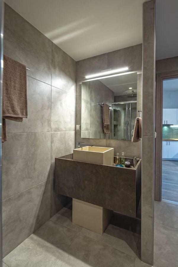The Apartment 2 Bdrs/2 Baths Luxury Residence Atina Dış mekan fotoğraf